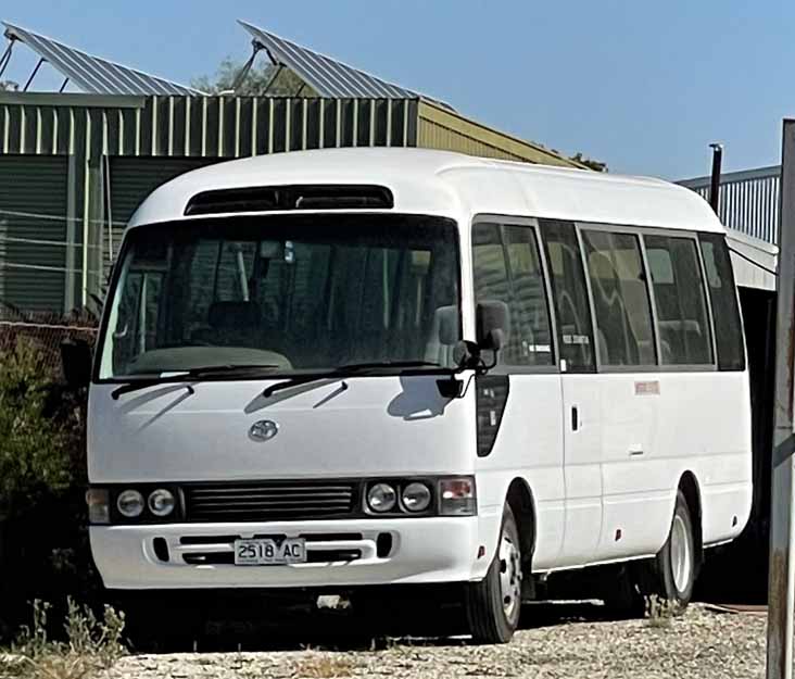 Toyota Coaster 2518AC